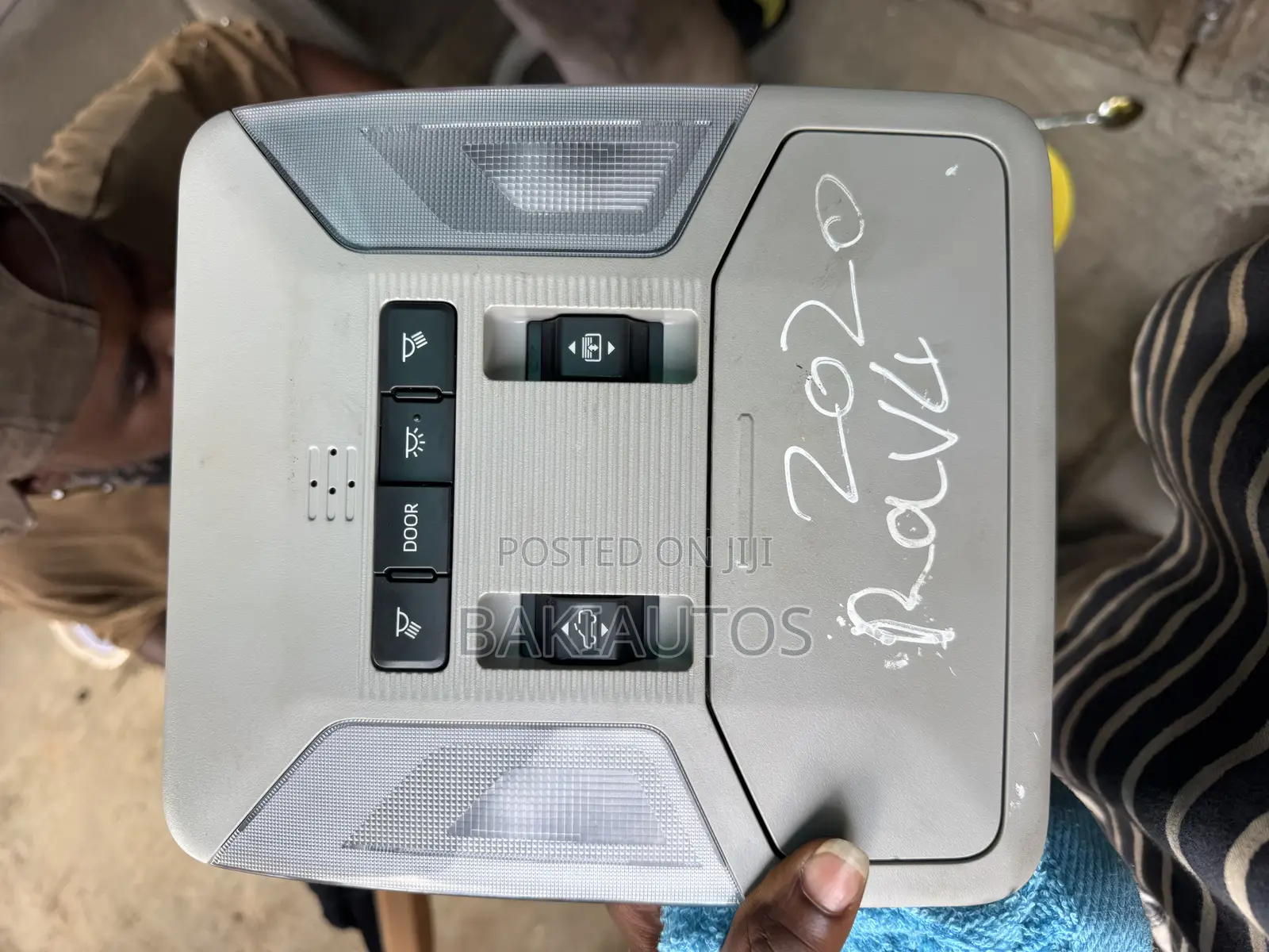 Tokunbo Overhead Display for Toyota Rav4 2020 for Single Double Pano