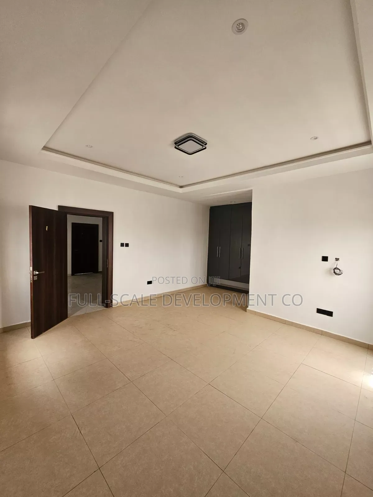 5bdrm Townhouse/Terrace in Katampe Extension for sale