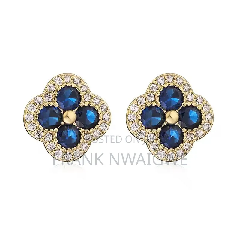 Vca Stylish Van Cleef Earrings for Men and Women