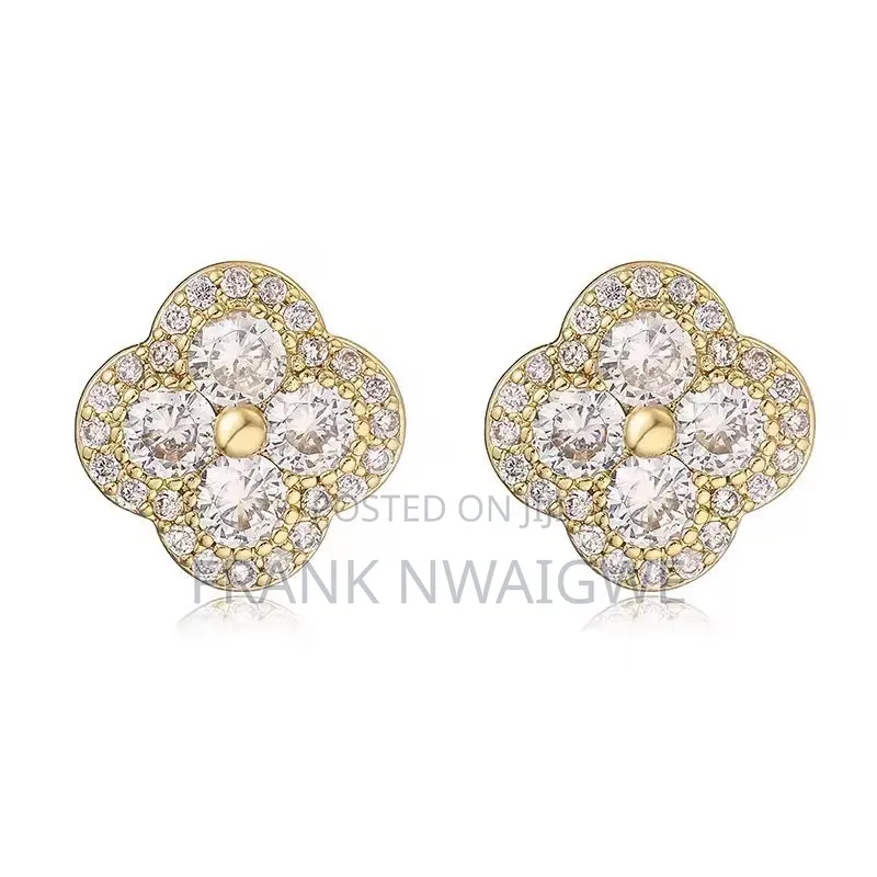 Vca Stylish Van Cleef Earrings for Men and Women