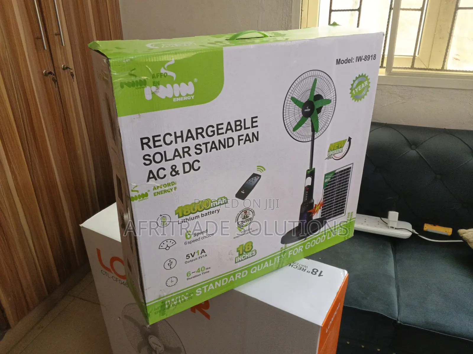 Iwin 18” Standing Rechargeable Fan – Quiet Operation
