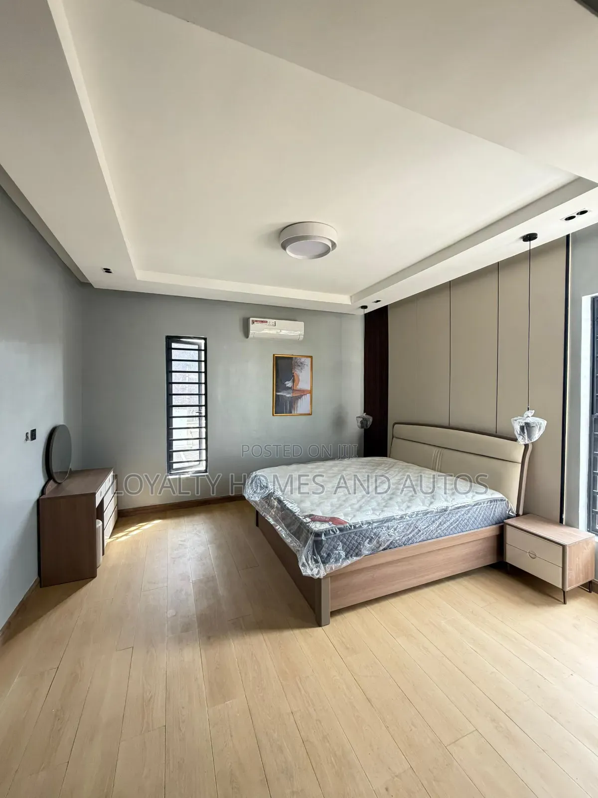 5bdrm House in Opebi for sale