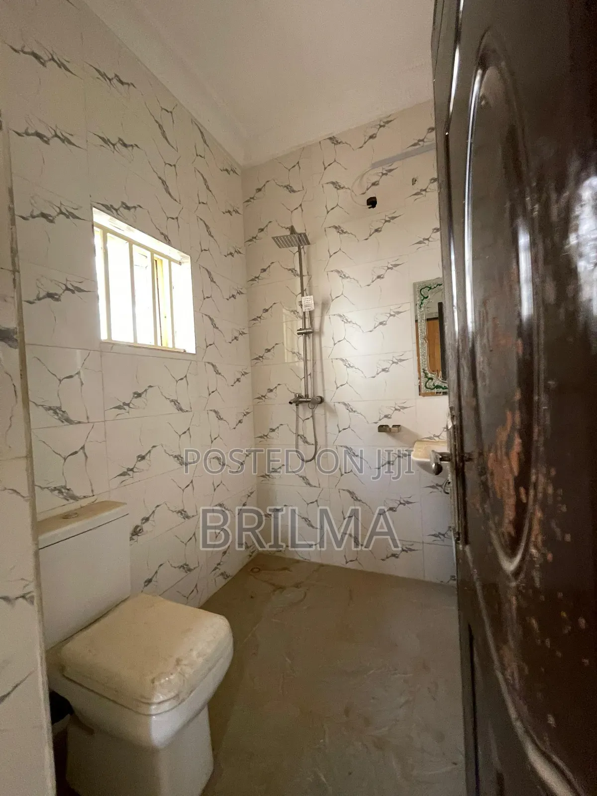 3bdrm Block of Flats in Mabushi for sale