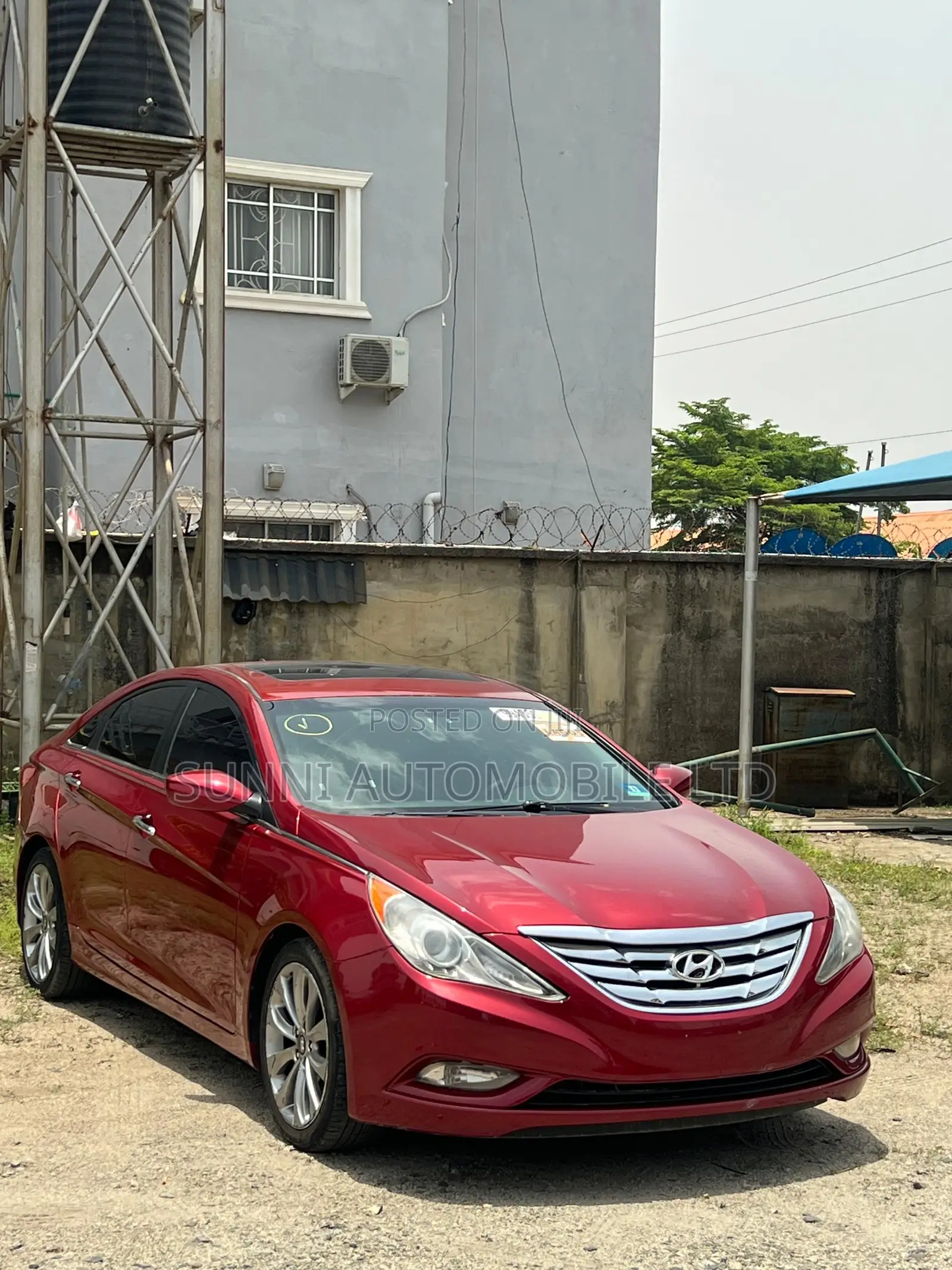 Hyundai Sonata 2011 Red