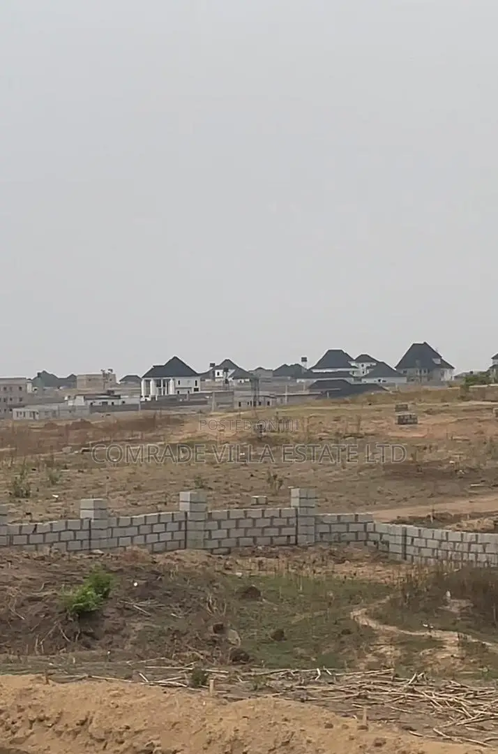 350sqm for 4bd Duplex With Attached Bq at Comrade Residence