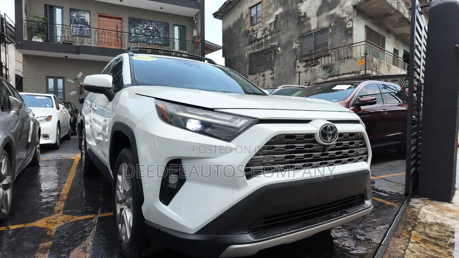 Toyota RAV4 Limited AWD 2023 White