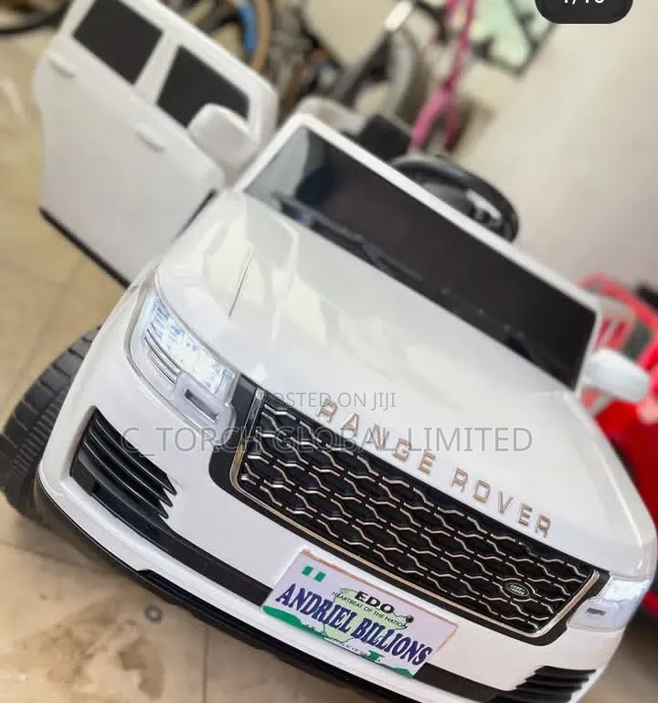 Range Rover St-6188, a Battery-Powered Ride-on Electric Car
