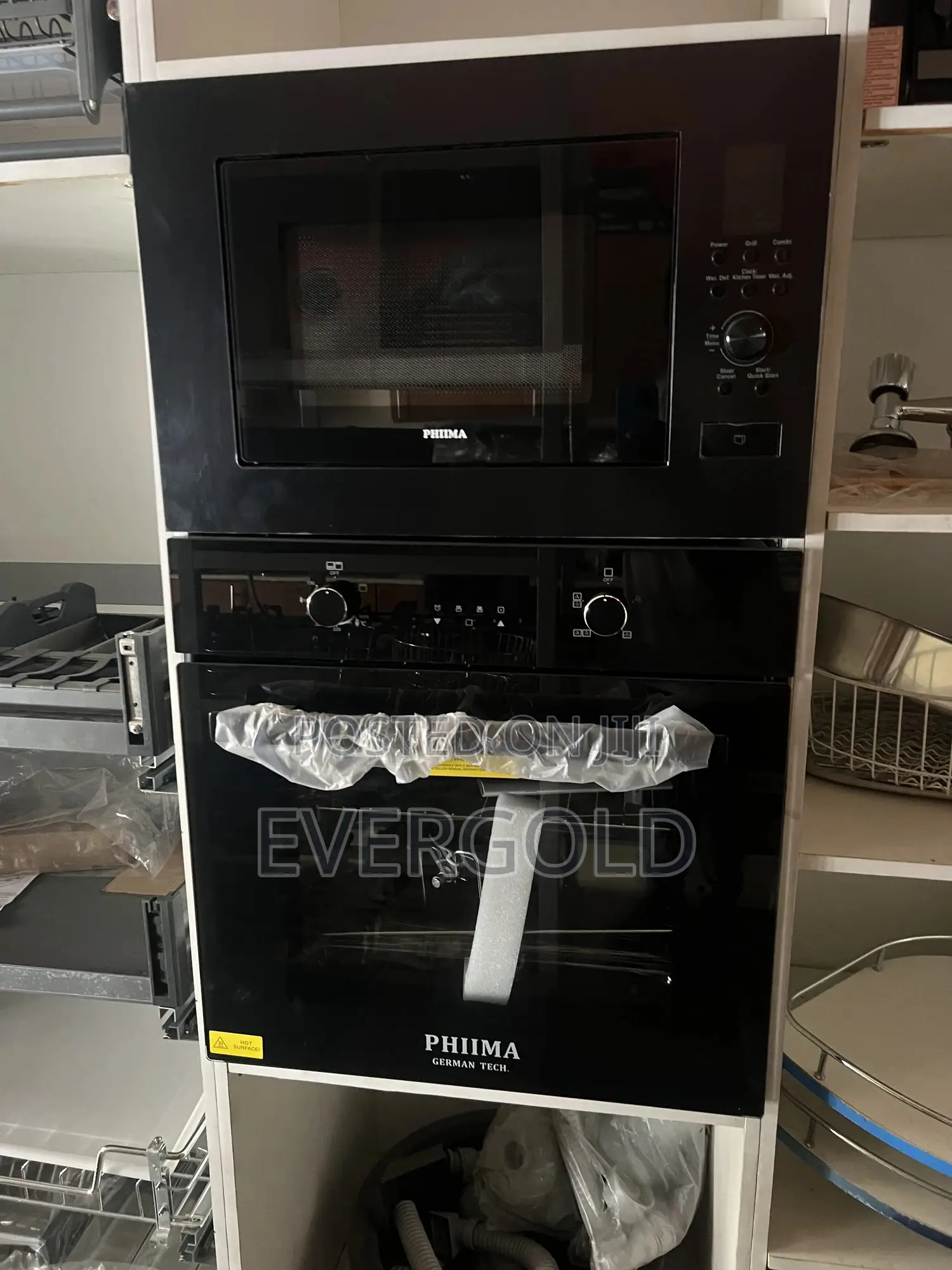 Built in Electric and Gas Oven With 25 Liter Microwave