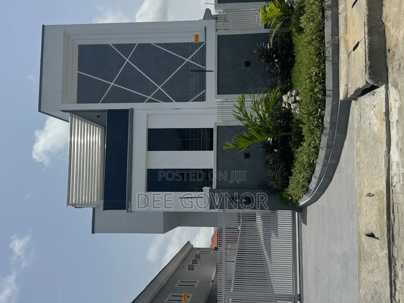 6bdrm Duplex in Phase 1 Lekki for sale