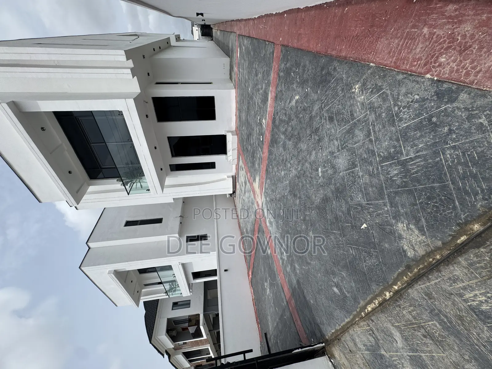 5bdrm Duplex in Harry Drive, VGC / Ajah for sale