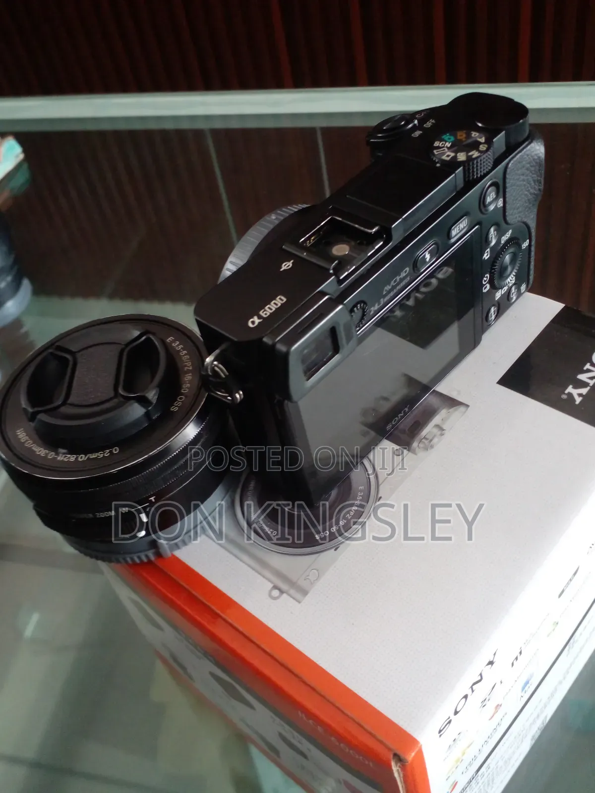 Sony A6000 Camera With 16_50mm Kit Lens
