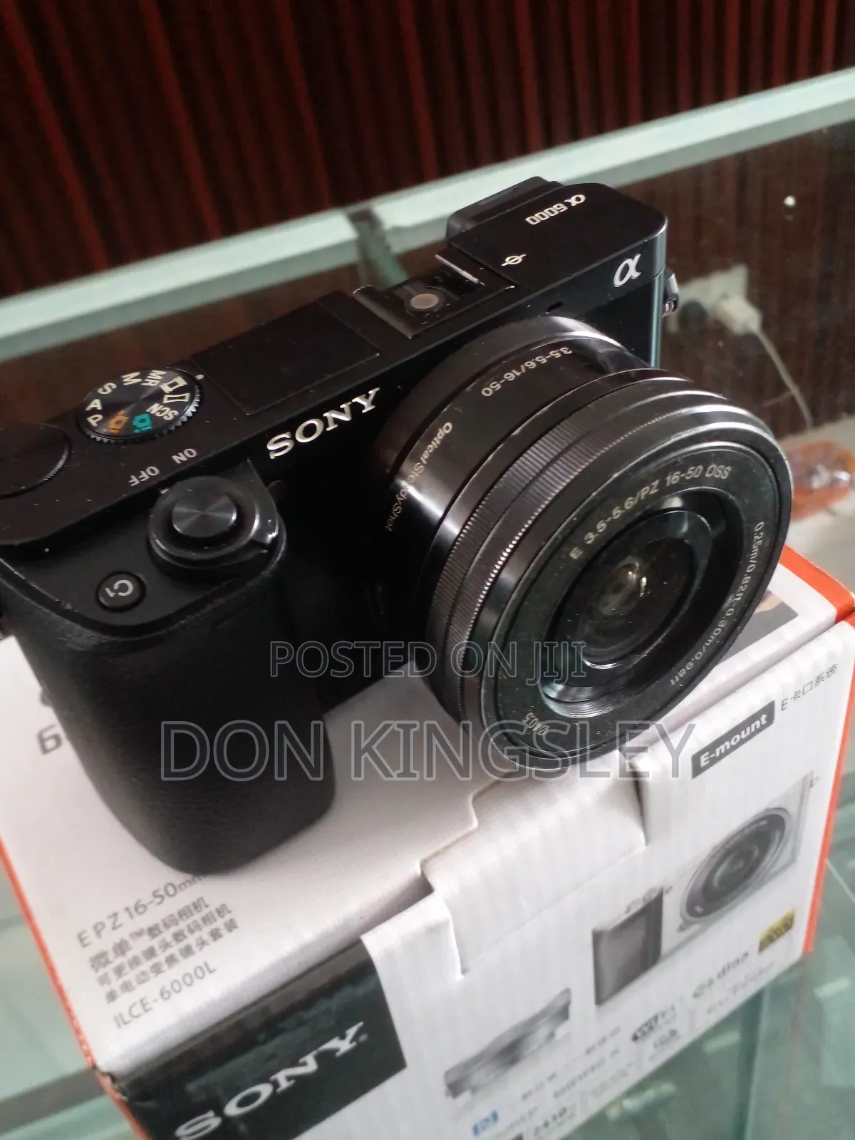 Sony A6000 Camera With 16_50mm Kit Lens
