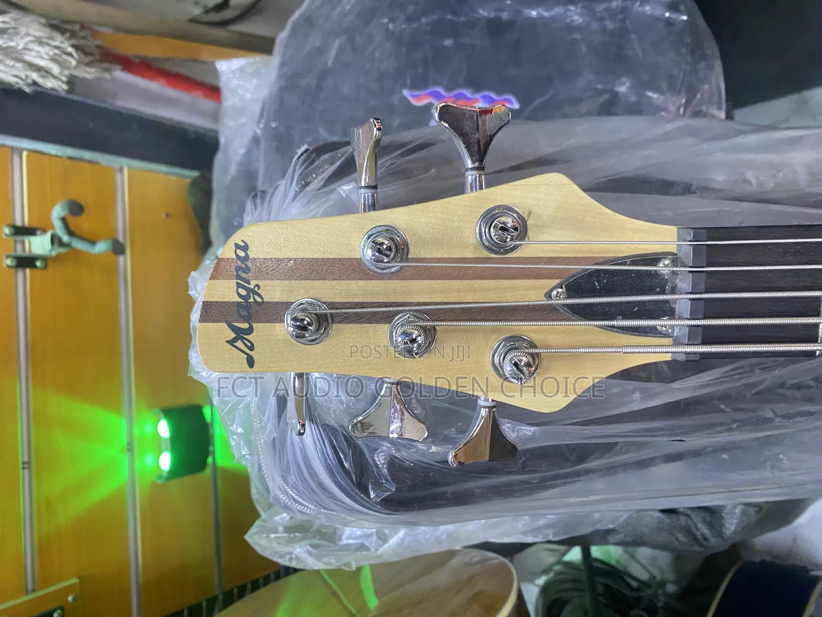 Magna Bass Guitar