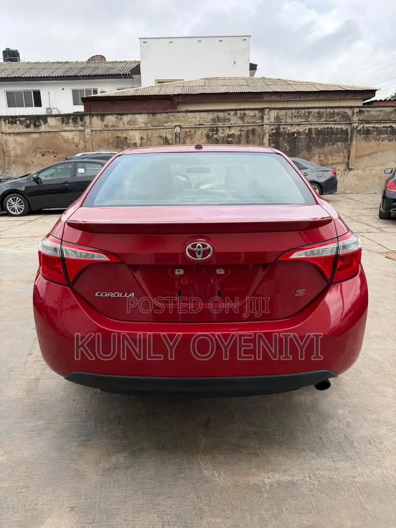 Toyota Corolla S Premium 4dr Sedan (1.8L 4cyl CVT) 2014 Red