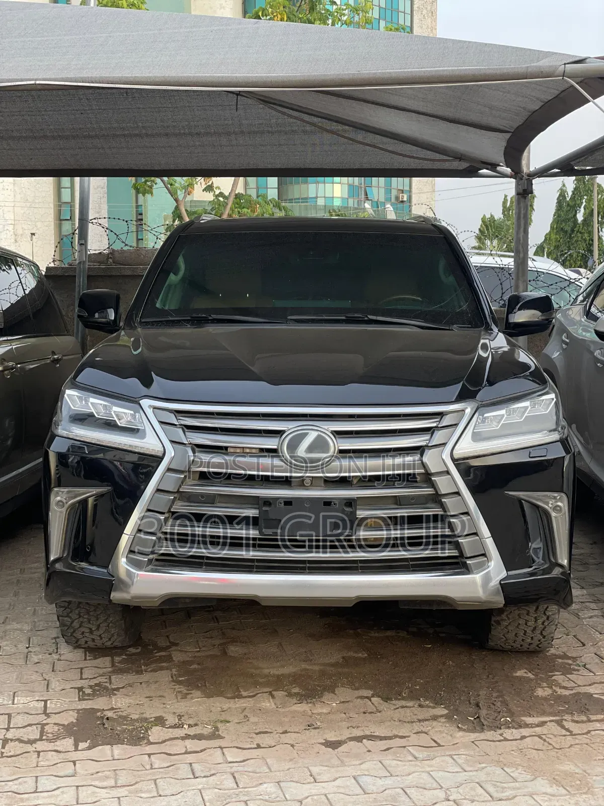 Lexus LX 2017 Black