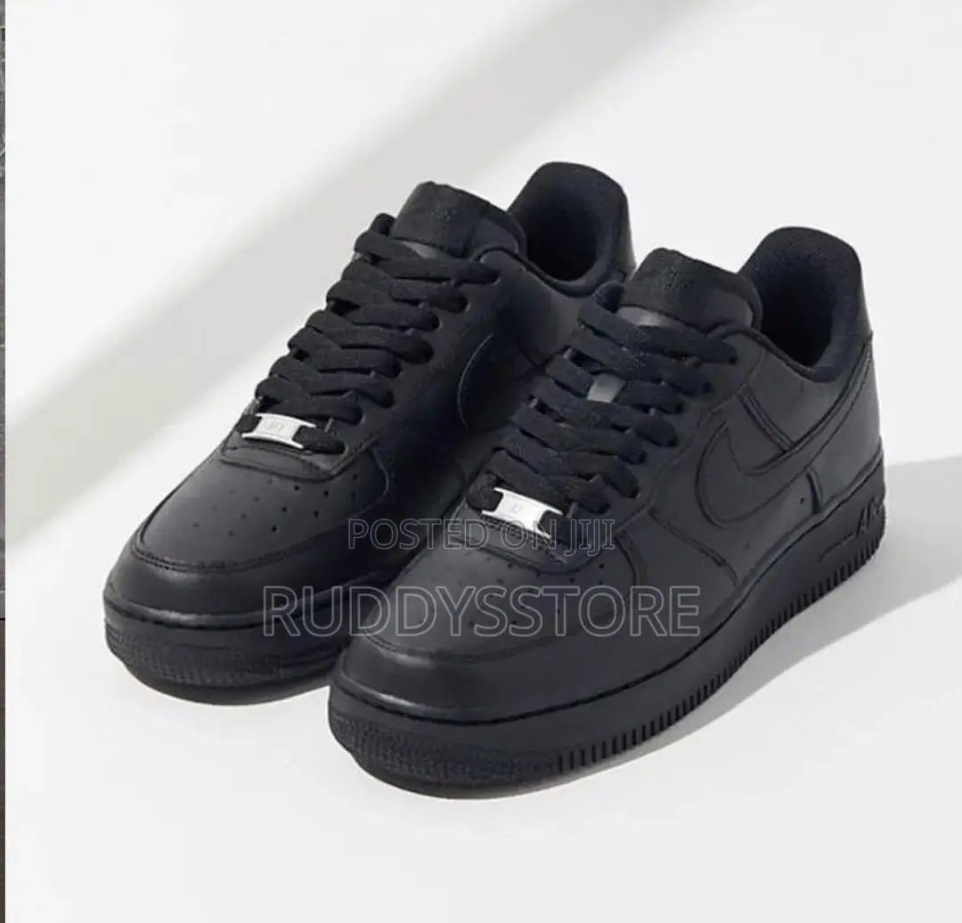 Nike Air Force 1 Classic Sneakers