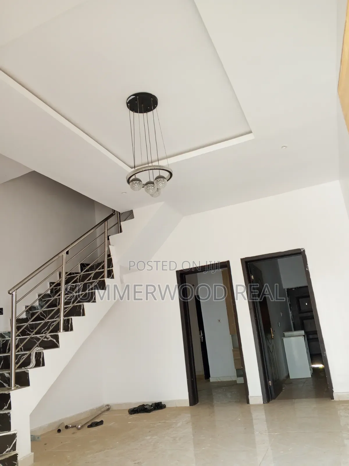 3bdrm Duplex in Ikota for sale
