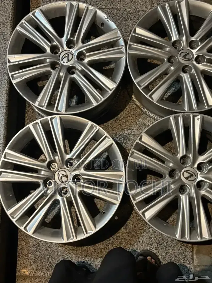 Original 17" Follow Come Alloy Rim Lexus Es, Camry, Gs, Is250 Etc