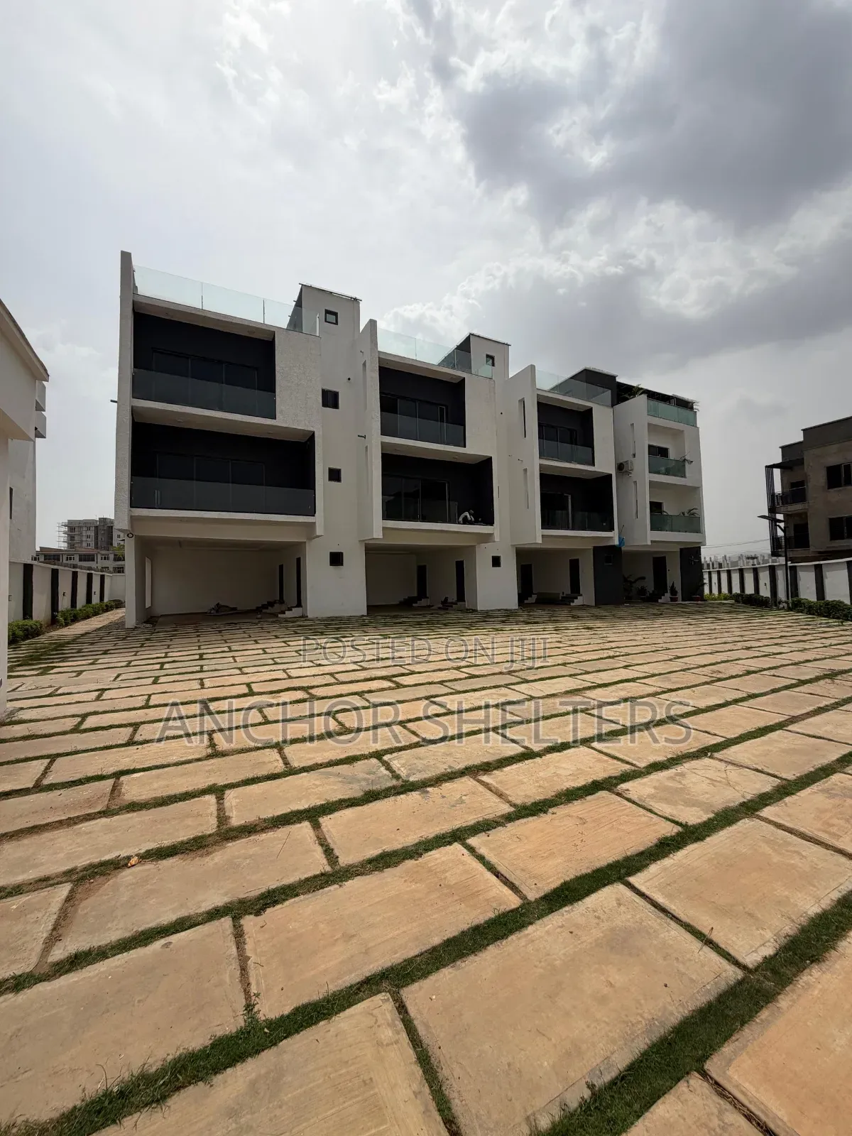 4bdrm Duplex in Mabuchi, Mabushi for sale