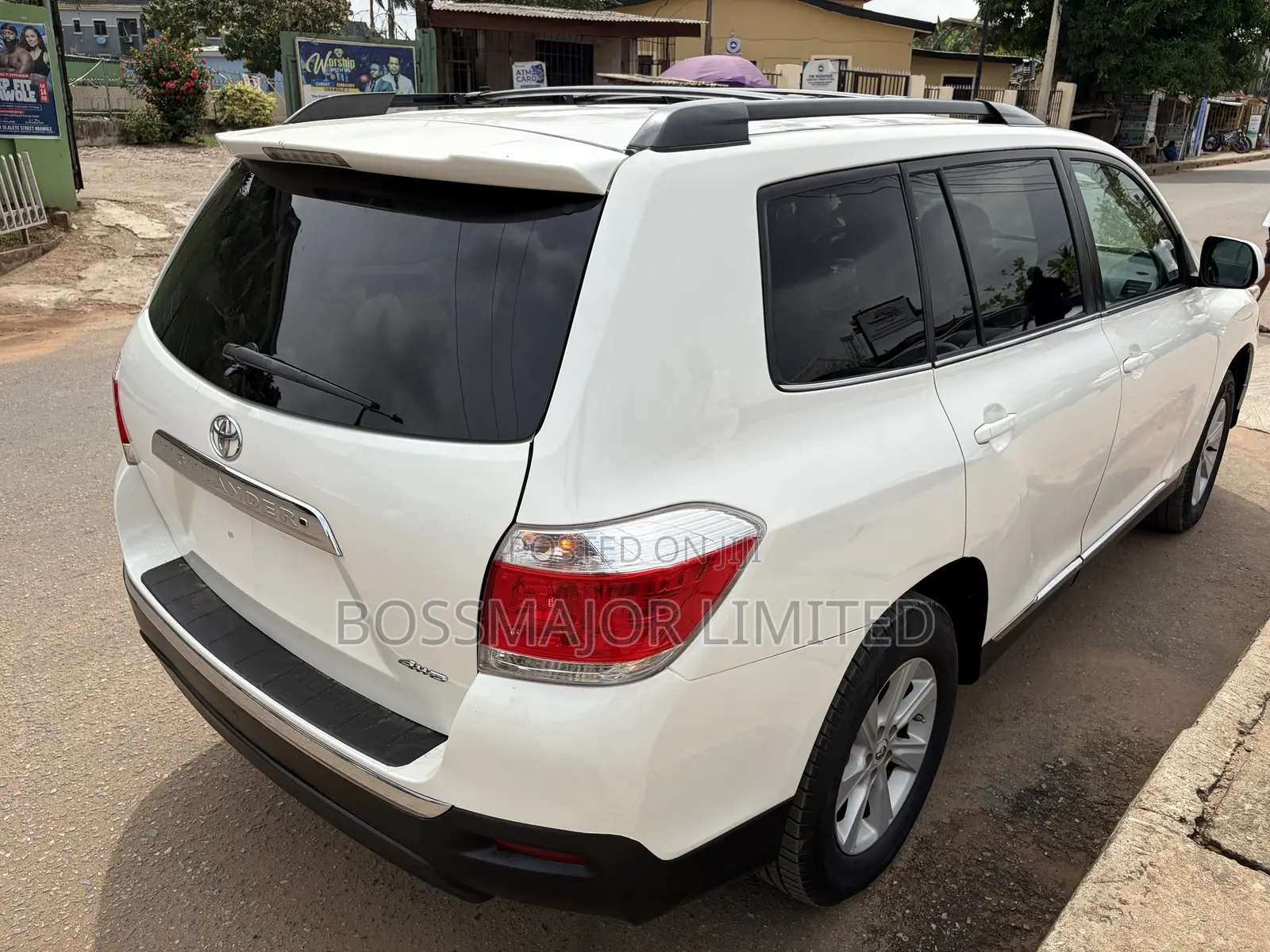 Toyota Highlander 3.5L 4WD 2013 White