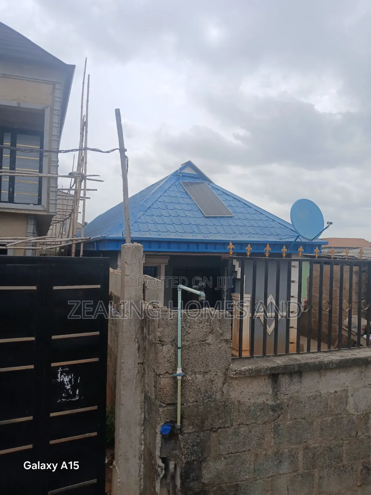 3bdrm Bungalow in Evergreen Estate, Iyana Ipaja for sale