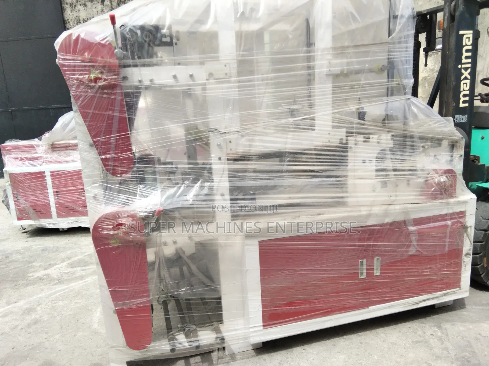 Full Automatic 4 Lines Cutting Sealing and Punching Machine