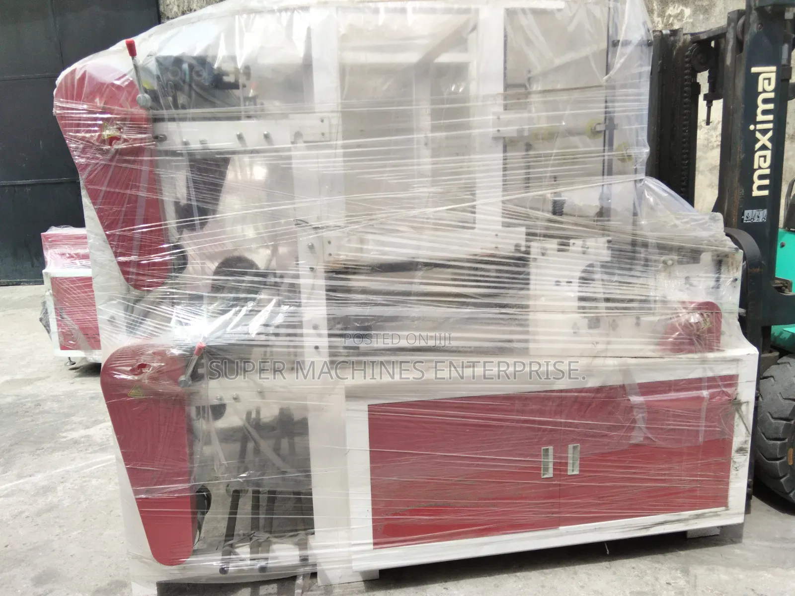 Full Automatic 4 Lines Cutting Sealing and Punching Machine