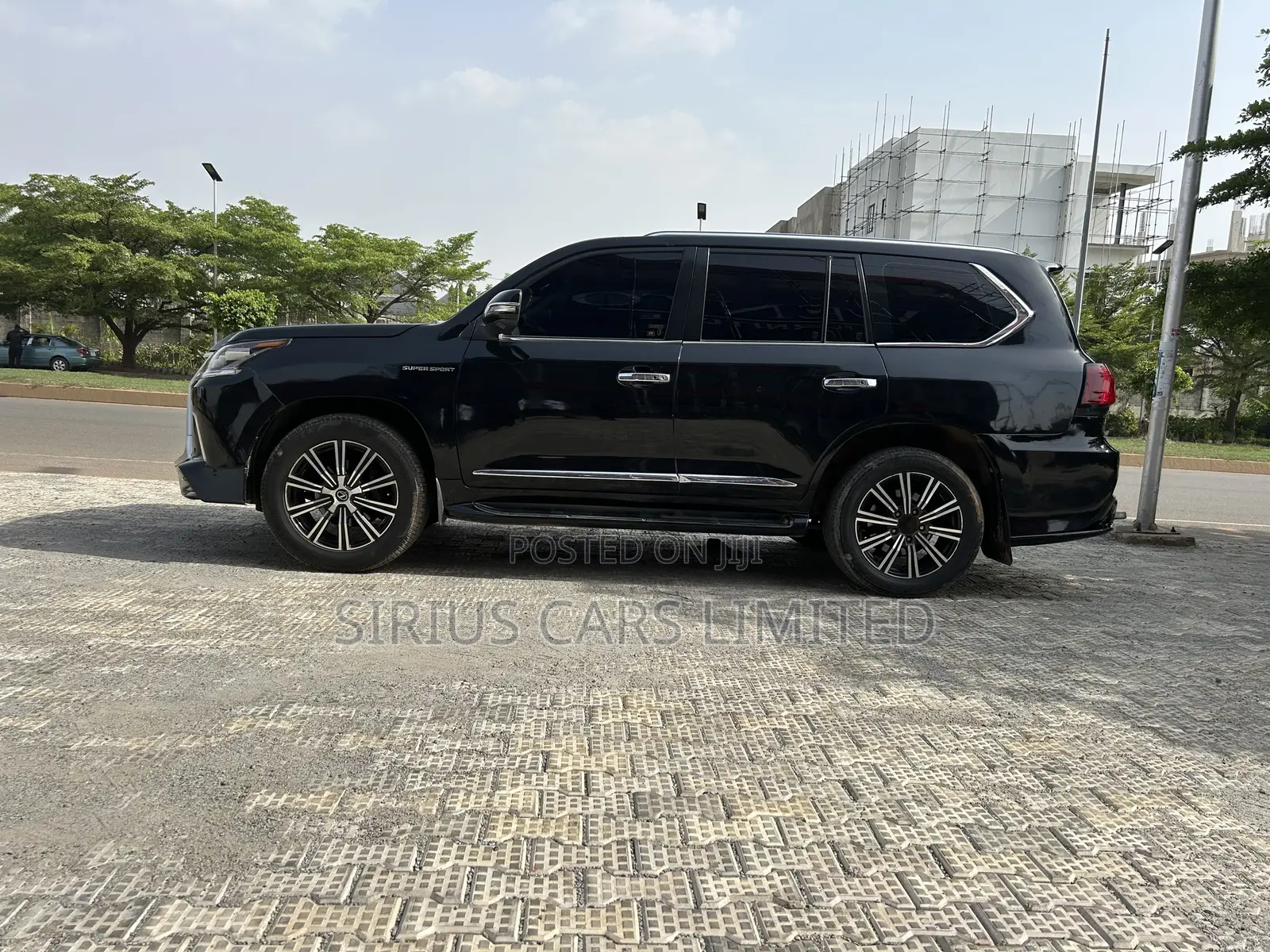 Lexus LX 570 2011 Black