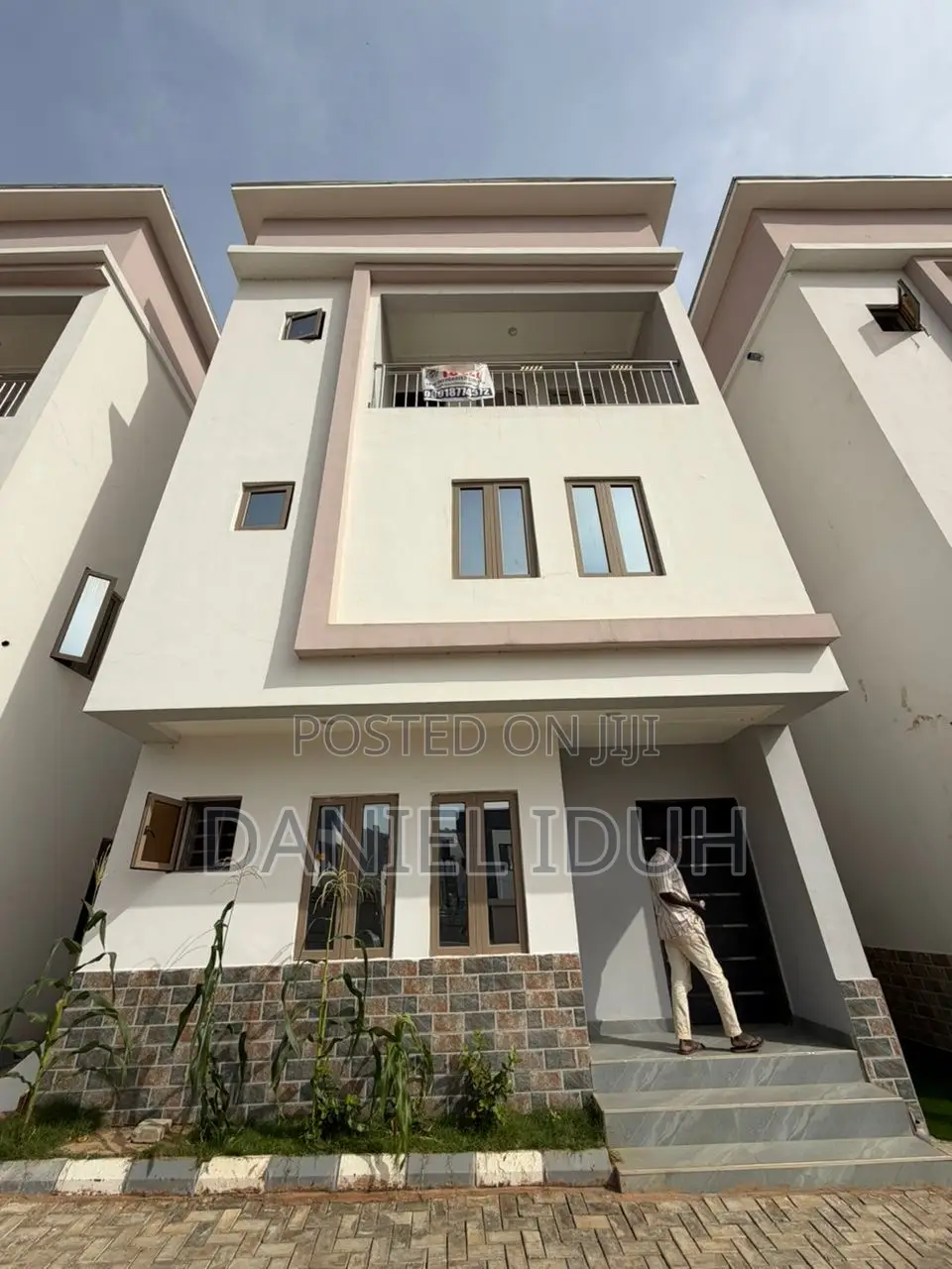 4bdrm Townhouse / Terrace in Katampe (Main) for rent
