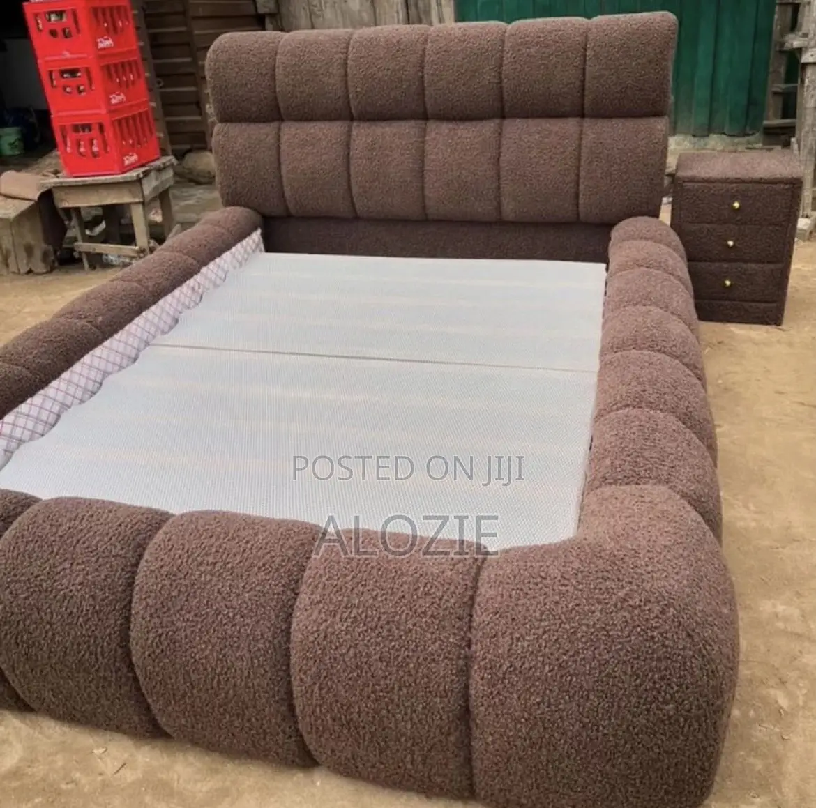 Luxury 6/6 Bedframe Strong and Durable