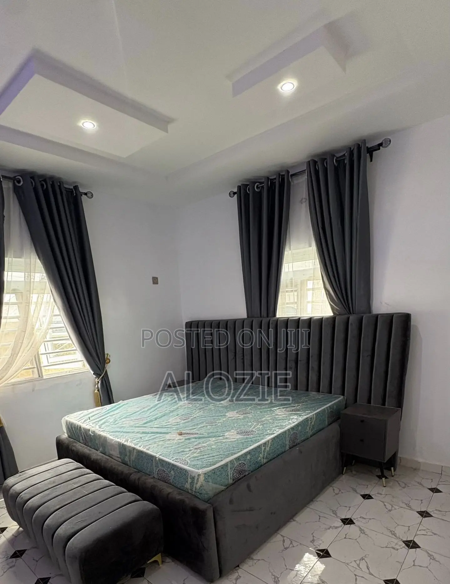 Luxury 6/6 Bedframe Strong and Durable