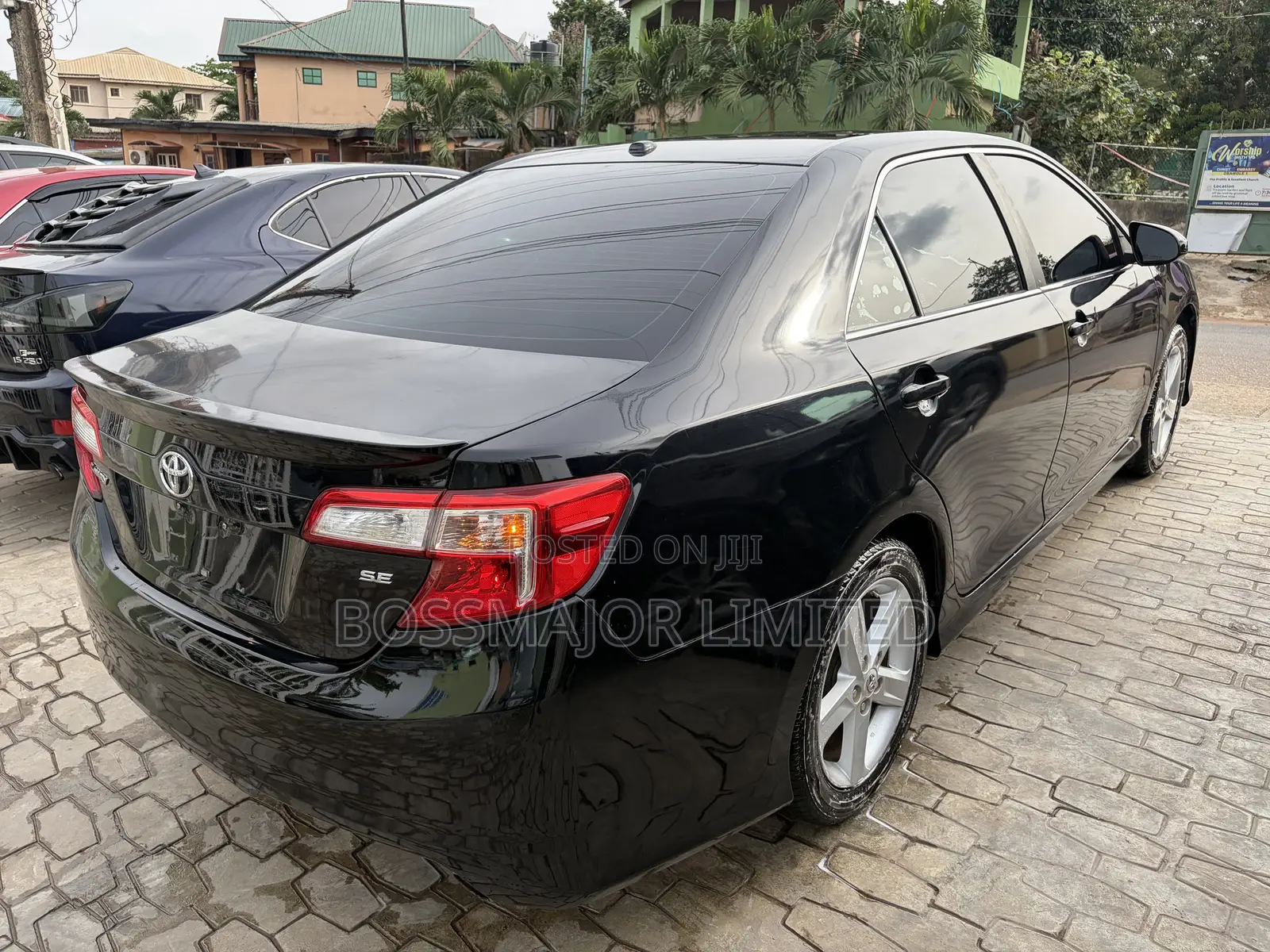 Toyota Camry SE 4dr Sedan (2.5L 4cyl 6A) 2012 Black
