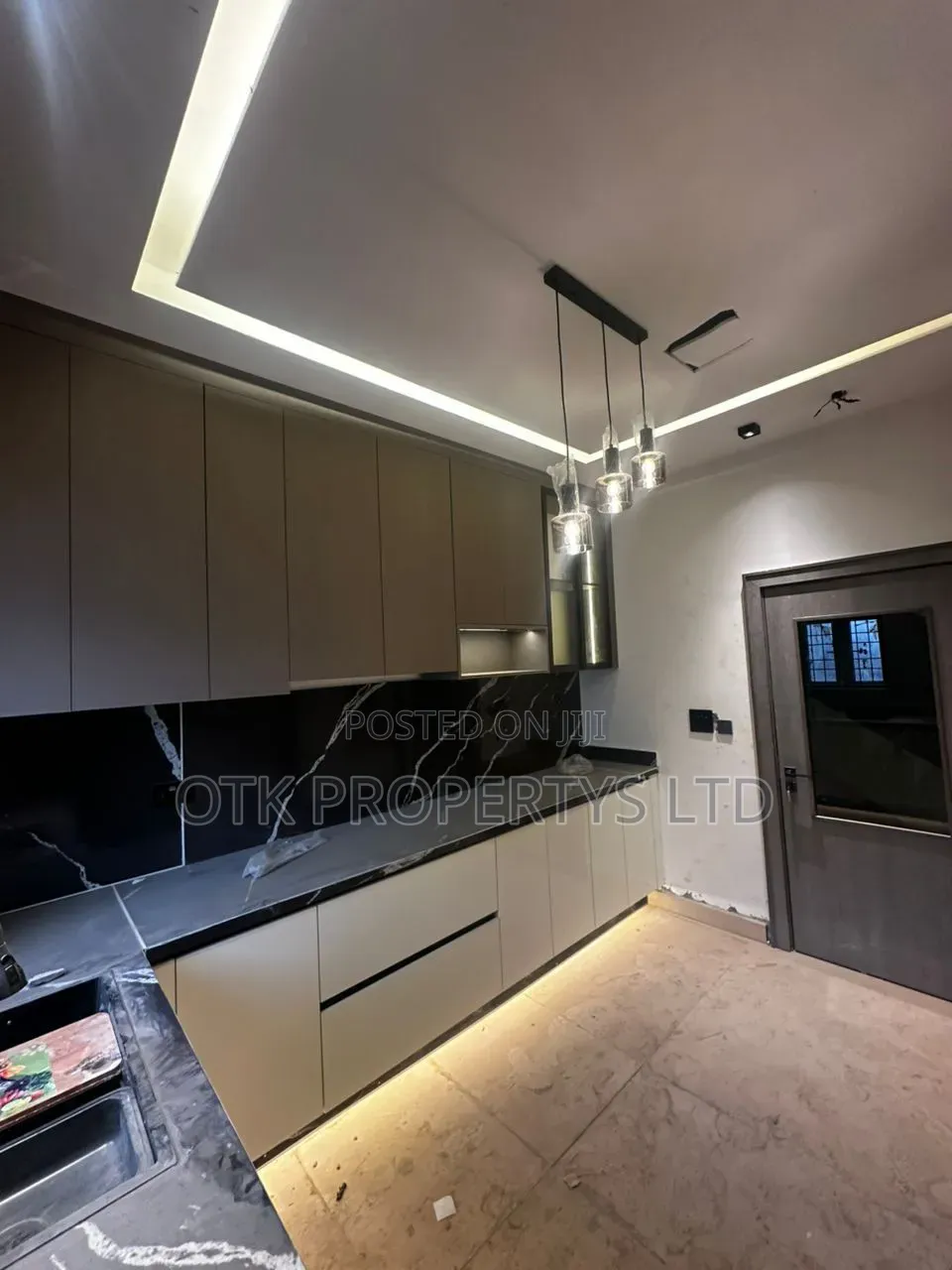 4bdrm Duplex in Katampe Extension for rent