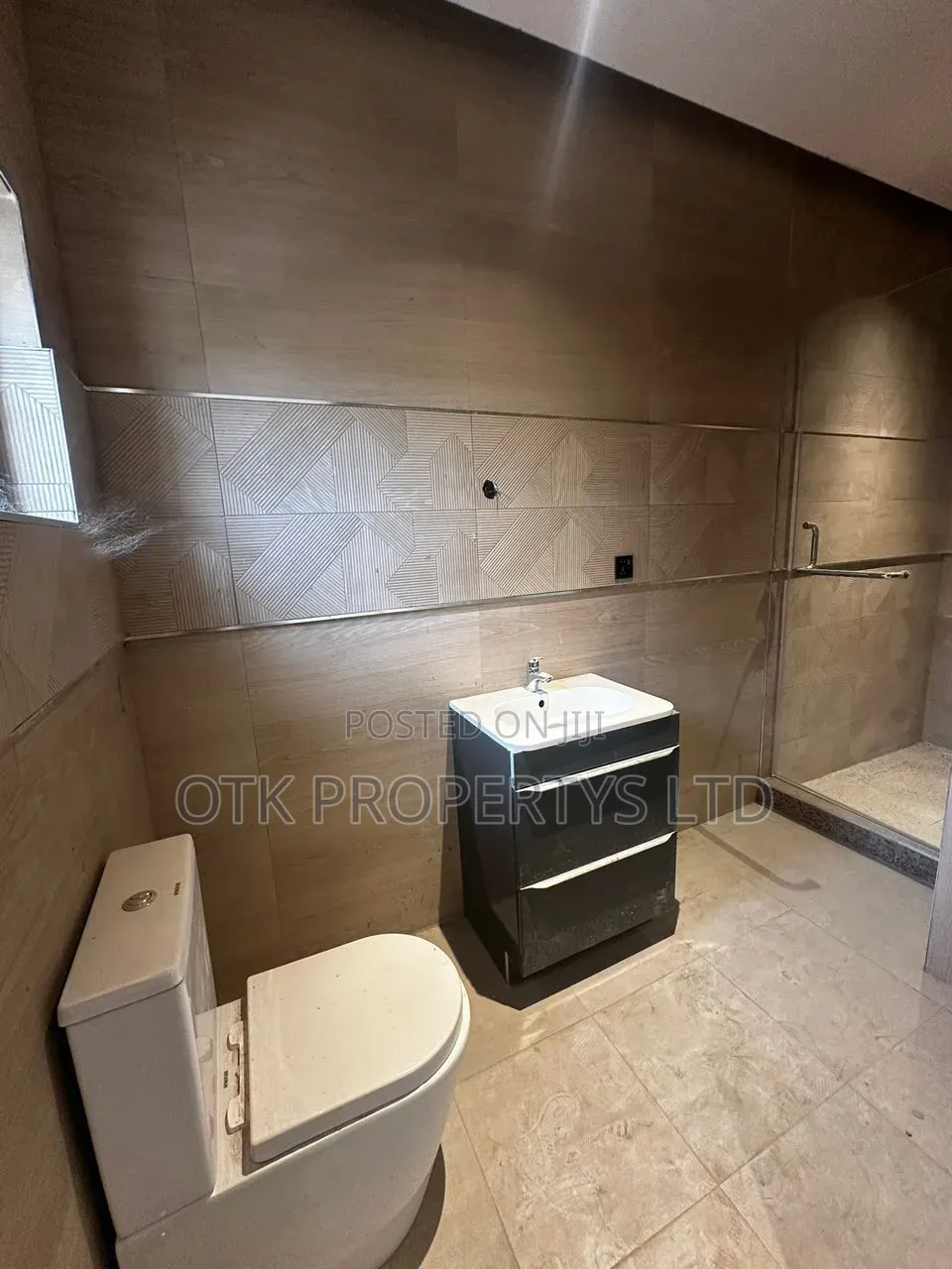 4bdrm Duplex in Katampe Extension for rent