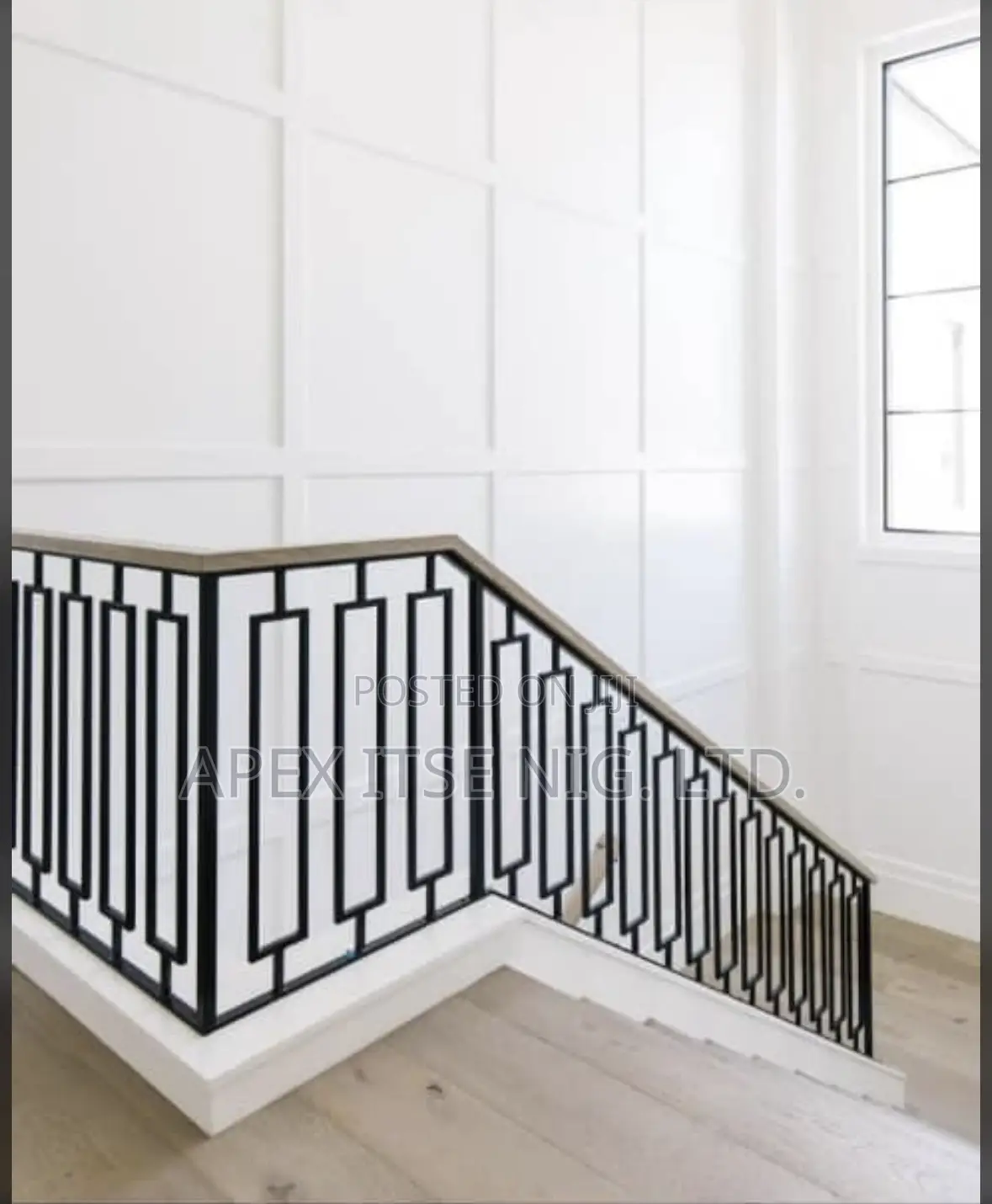 Metal/Wooden Staircase Rails