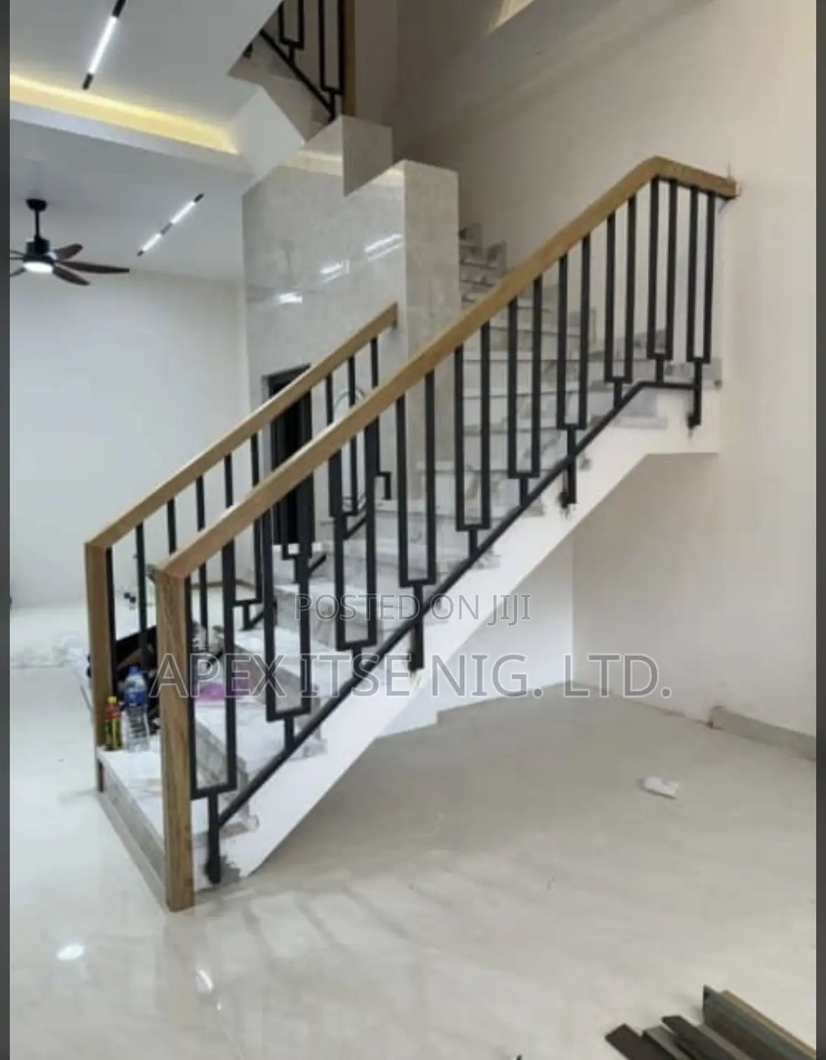Metal/Wooden Staircase Rails