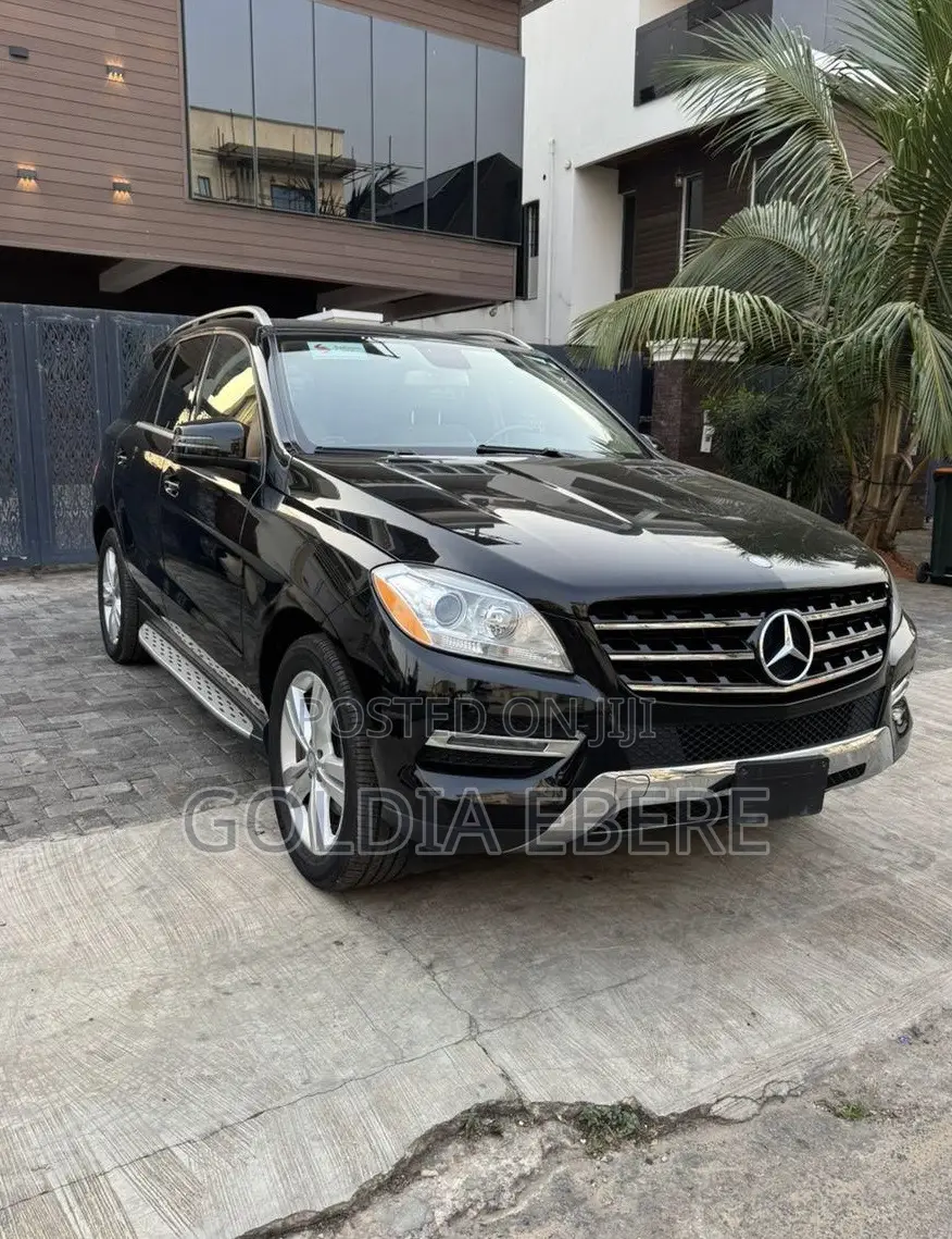 Mercedes-Benz 350D 2015 Black