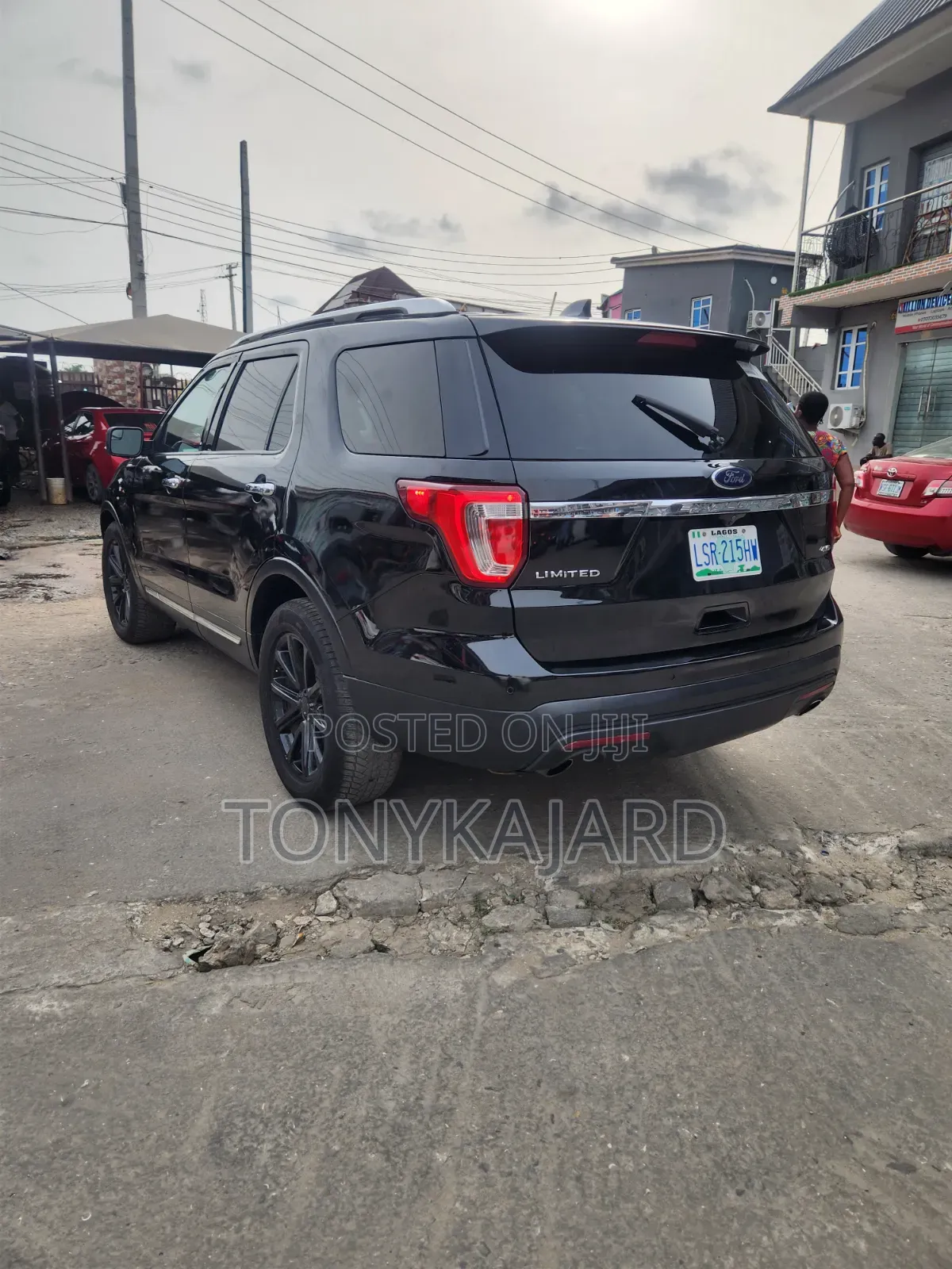 Ford Explorer Platinum 4dr 4x4 (3.5L 6cyl 6A) 2017 Black