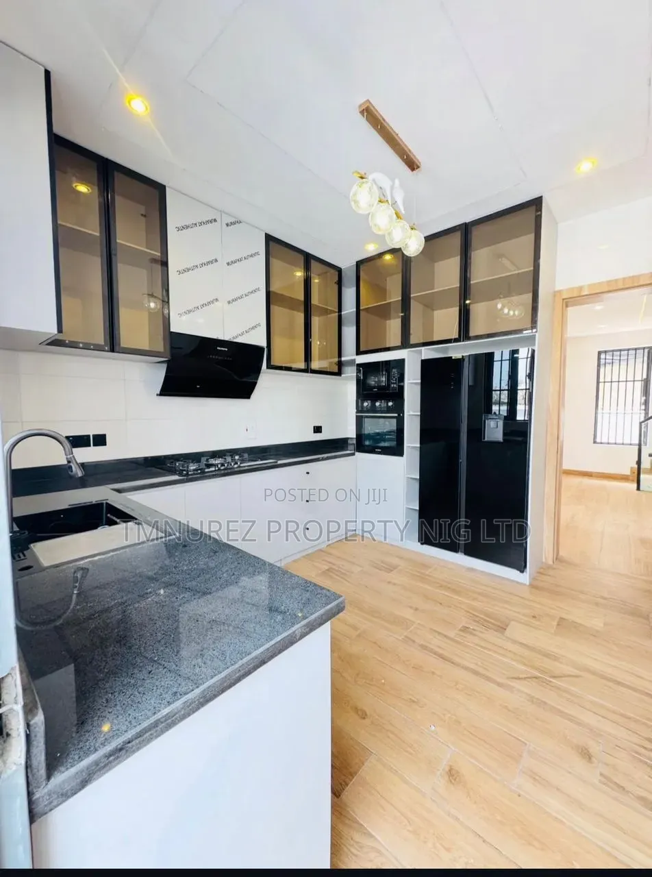 4bdrm Duplex in Sangotedo for rent