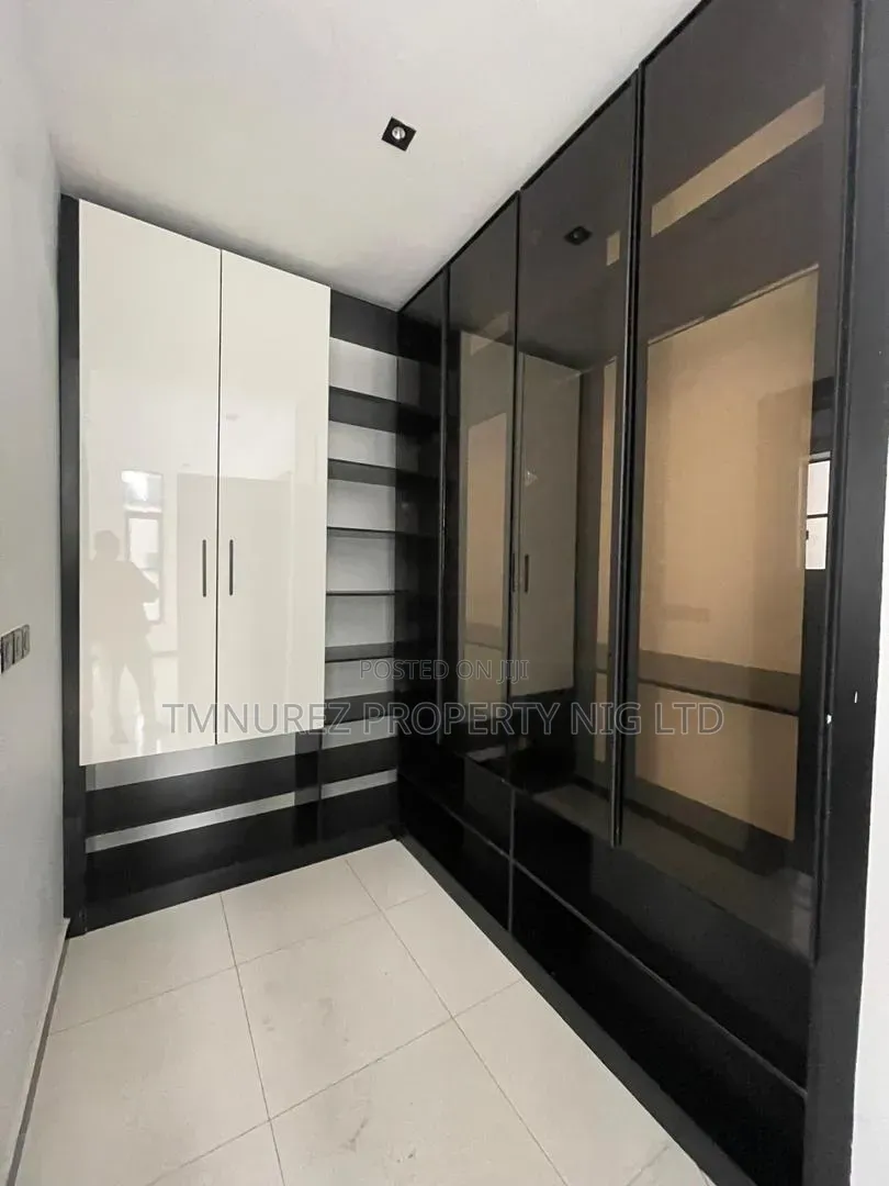 4bdrm Duplex in Ikate for rent