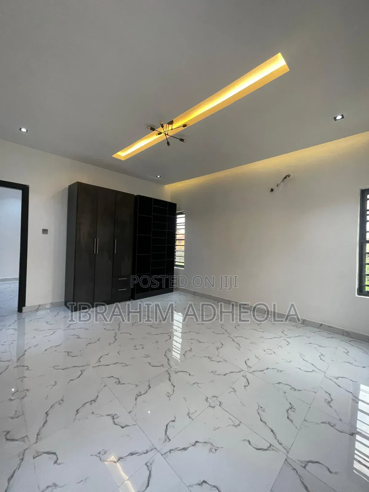 3bdrm Duplex in Peace Estate, Ipaja / Ipaja for sale