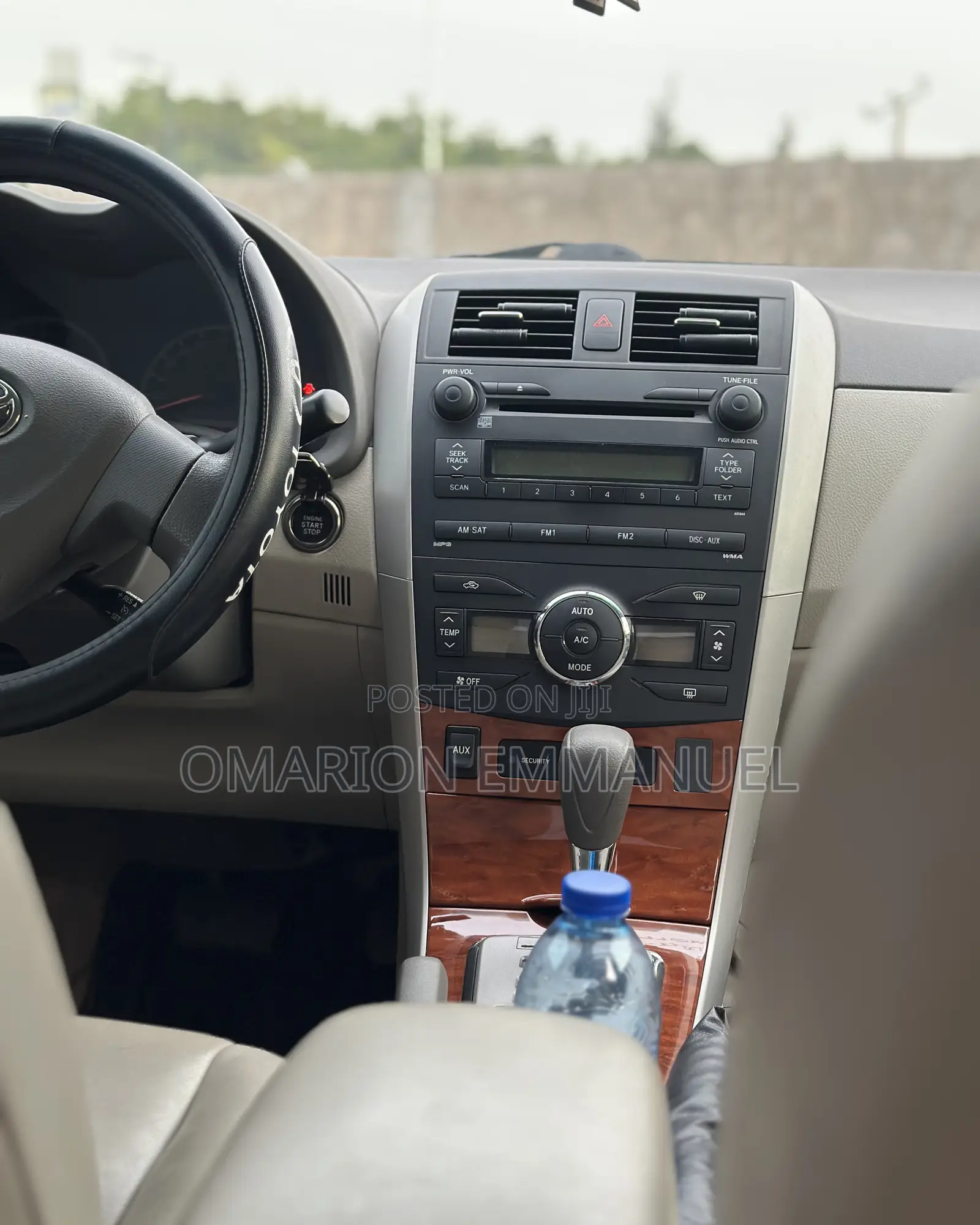 Toyota Corolla 2009 Red