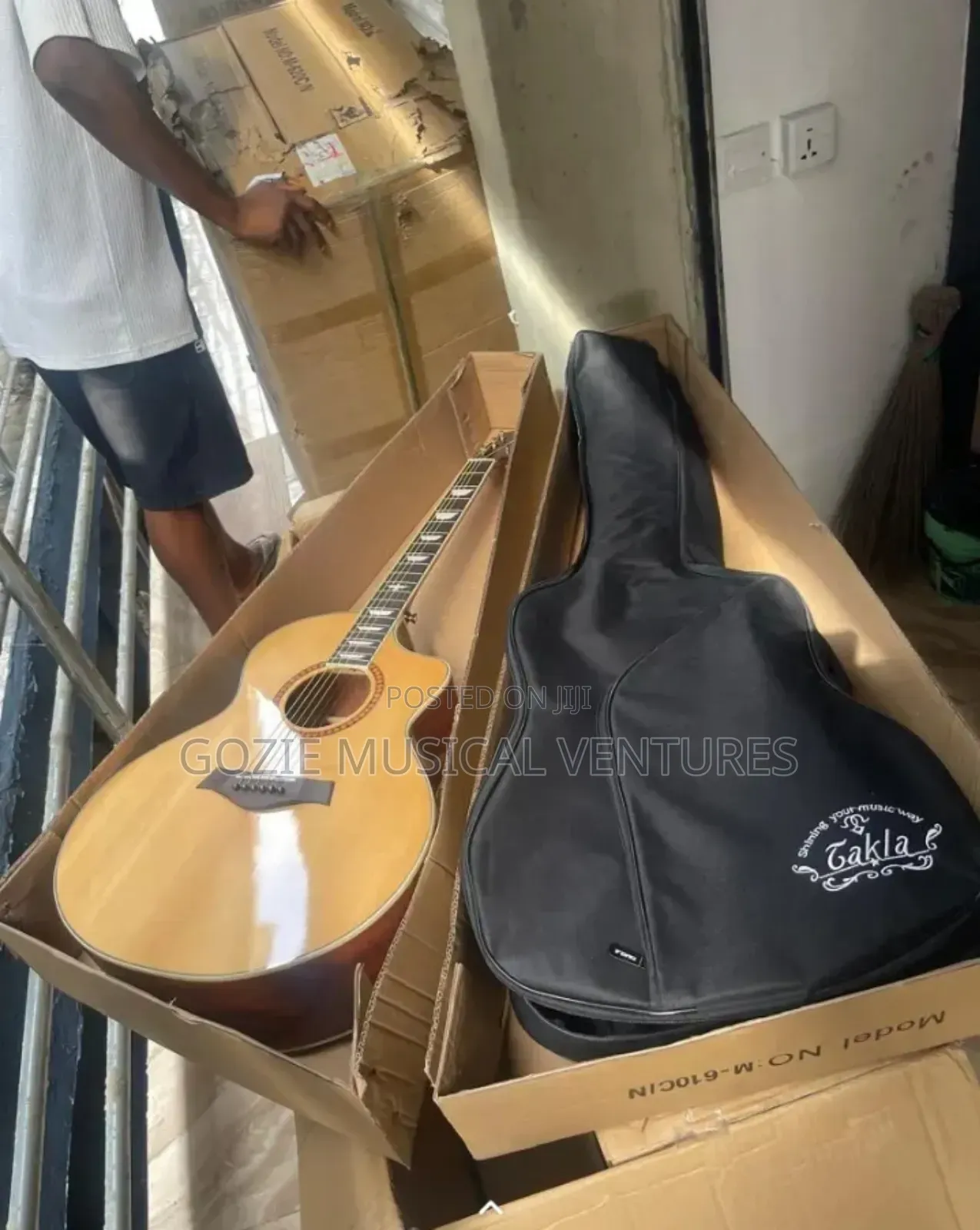 Takla 41" Semi Acoustic Electro Guitar Wood Colour It With Bag Strap.