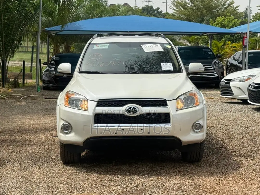 Toyota RAV4 3.5 Limited 2010 White
