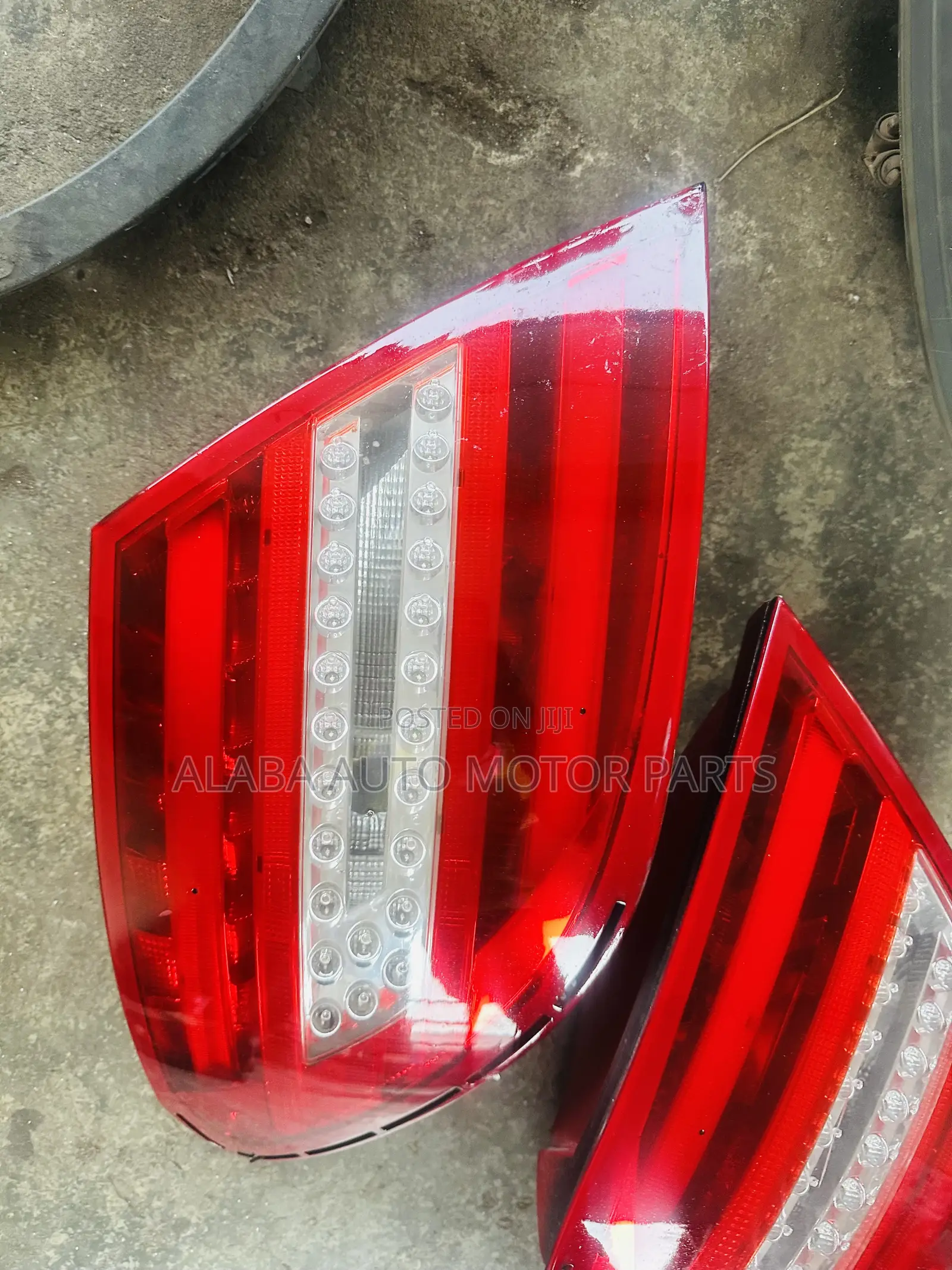 Mercedes Benz Rear Light 204 013,GLK,ML166,GLE and GLC