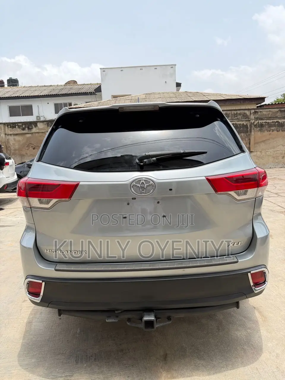 Toyota Highlander XLE V6 4x2 (3.5L 6cyl 6A) 2016 Silver