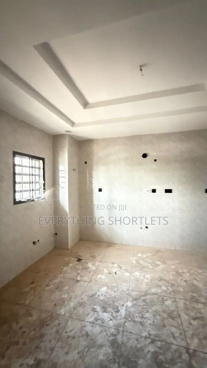 4bdrm Duplex in Gaduwa for rent