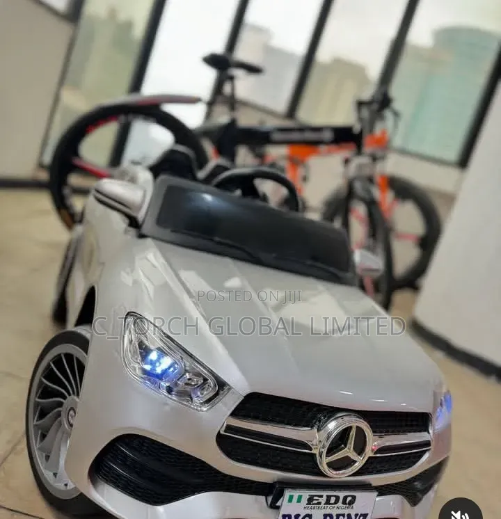 Mercedes-Benz CLS 350 Licensed Ride-on Car, a 12v Battery