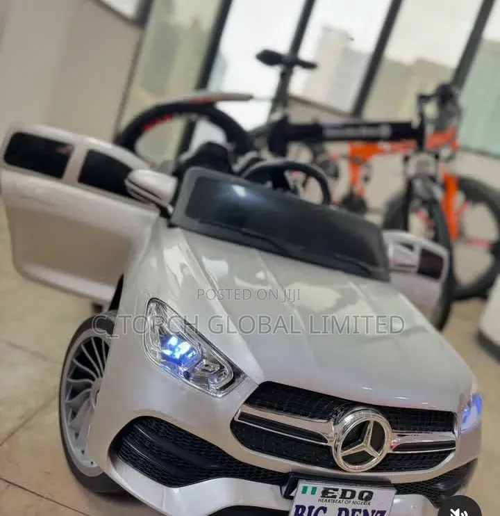 Mercedes-Benz CLS 350 Licensed Ride-on Car, a 12v Battery