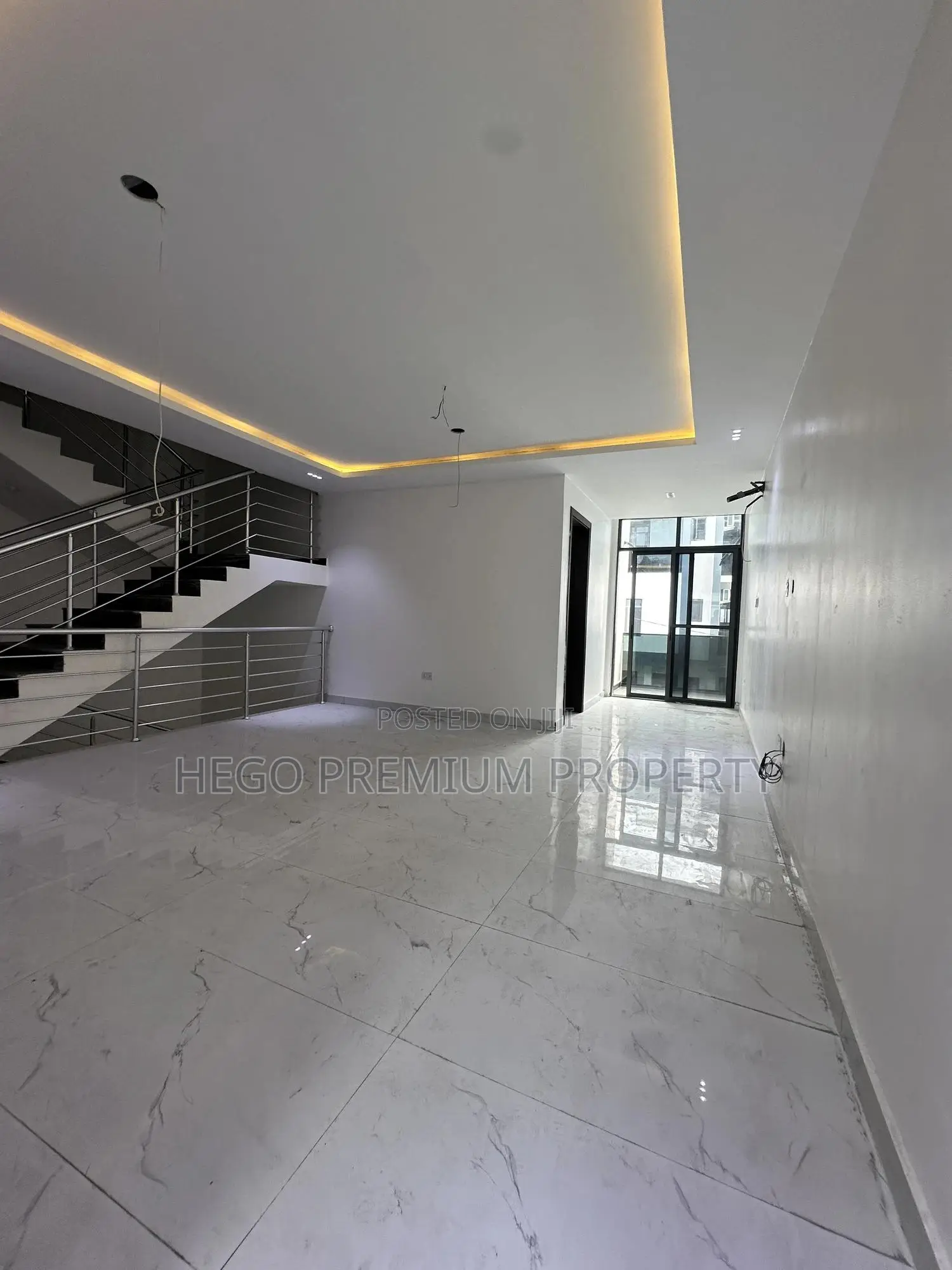 4bdrm Duplex in Gra Phase 3 for rent